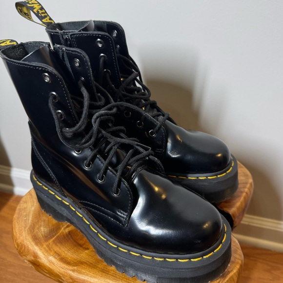 Dr. Martens Jadon Blk Leather Platform Lace-Up Boots with Yellow Stitching Sz. 7 - Picture 8 of 15